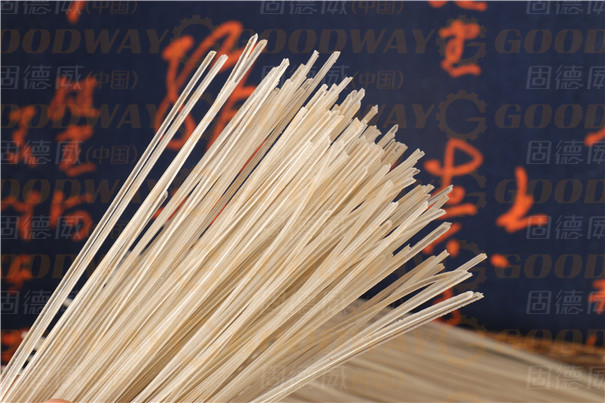 機(jī)械制紅薯粉條