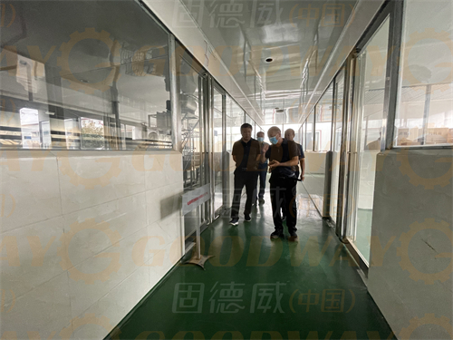 方城縣政協(xié)領導到固德威公司開展“萬人助萬企”調(diào)研活動 方城縣政協(xié)領導到固德威公司開展“萬人助萬企”調(diào)研活動